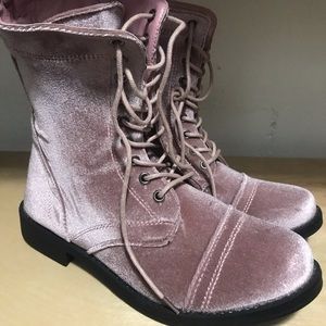 dusty rose/pink colored suede-like lace up boot
